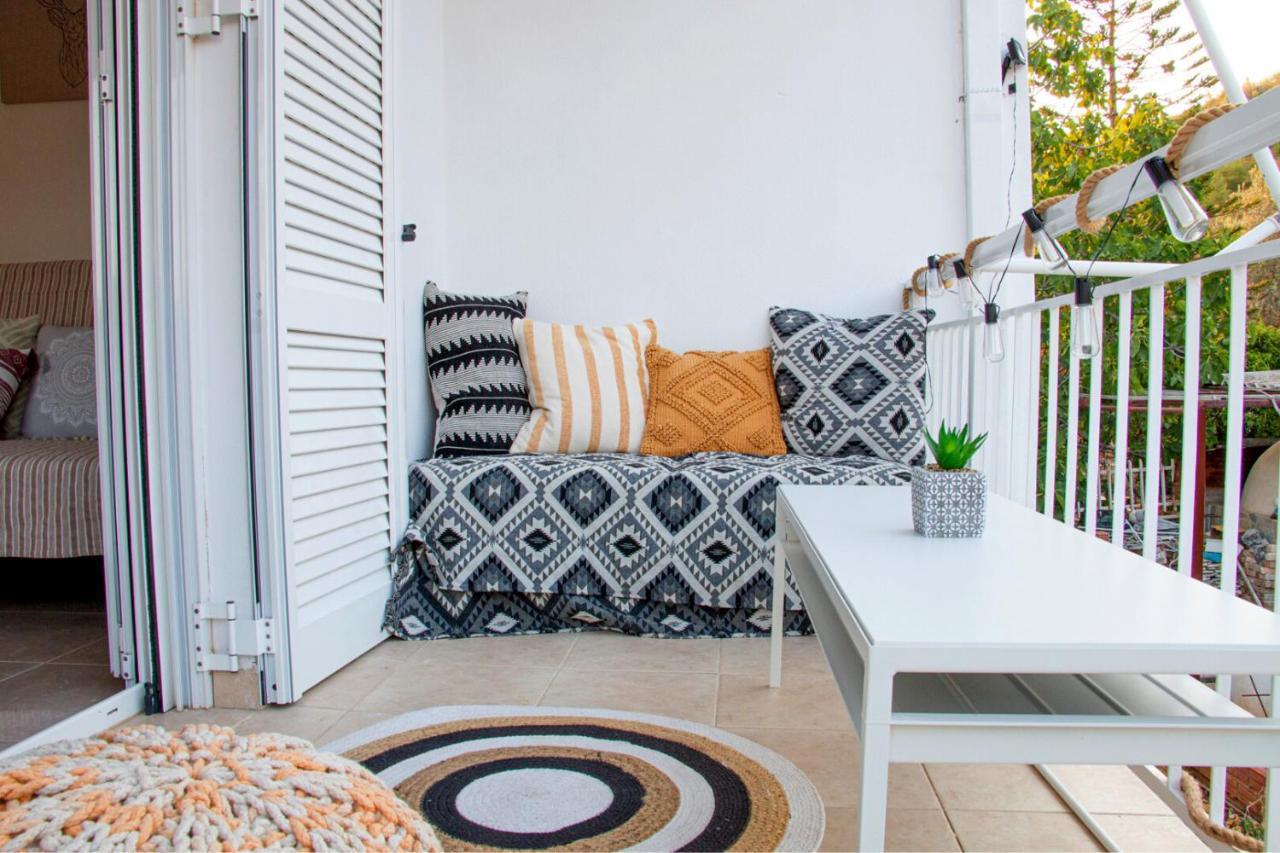 Summer Feel Suites Poros Town Exterior foto